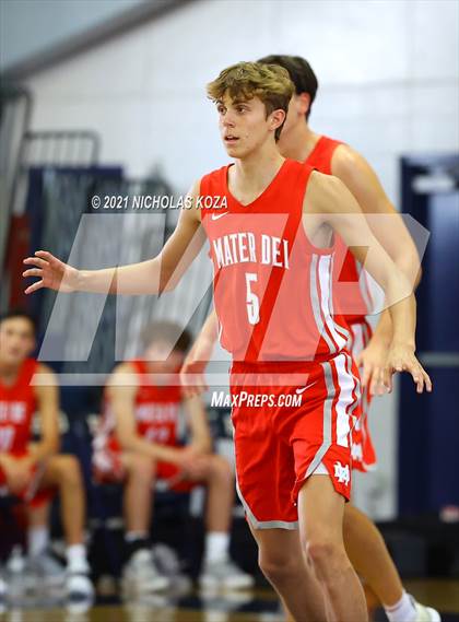 Thumbnail 1 in Mater Dei vs. St. John Bosco photogallery.