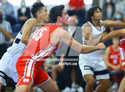Thumbnail 2 in Mater Dei vs. St. John Bosco photogallery.