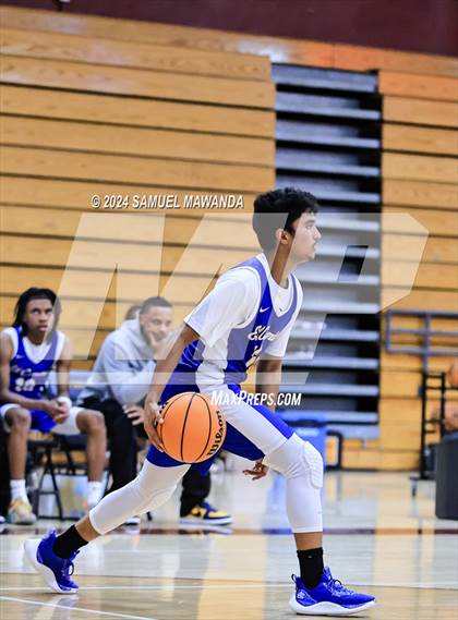 Thumbnail 2 in El Camino Real vs  Golden Valley (Annual Bob Hawking Simi Valley Tip-Off Classic) photogallery.