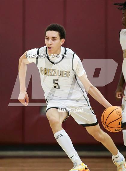 Thumbnail 2 in El Camino Real vs  Golden Valley (Annual Bob Hawking Simi Valley Tip-Off Classic) photogallery.
