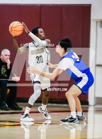 Thumbnail 3 in El Camino Real vs  Golden Valley (Annual Bob Hawking Simi Valley Tip-Off Classic) photogallery.