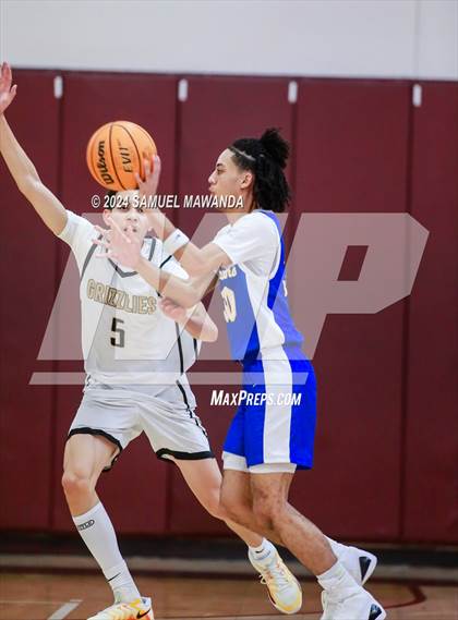 Thumbnail 3 in El Camino Real vs  Golden Valley (Annual Bob Hawking Simi Valley Tip-Off Classic) photogallery.
