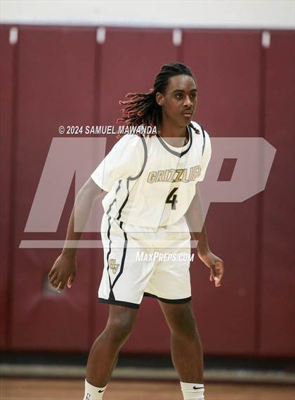Thumbnail 2 in El Camino Real vs  Golden Valley (Annual Bob Hawking Simi Valley Tip-Off Classic) photogallery.