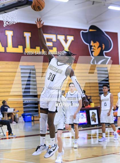 Thumbnail 1 in El Camino Real vs  Golden Valley (Annual Bob Hawking Simi Valley Tip-Off Classic) photogallery.