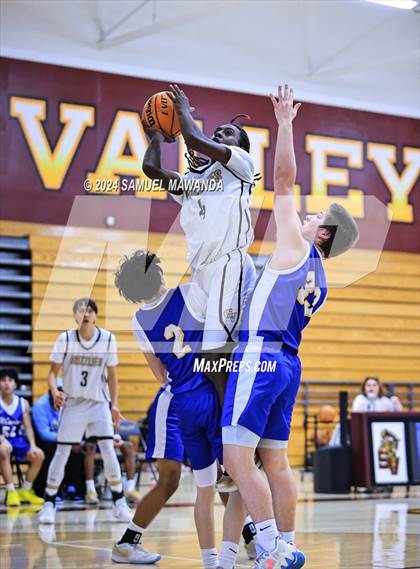 Thumbnail 1 in El Camino Real vs  Golden Valley (Annual Bob Hawking Simi Valley Tip-Off Classic) photogallery.