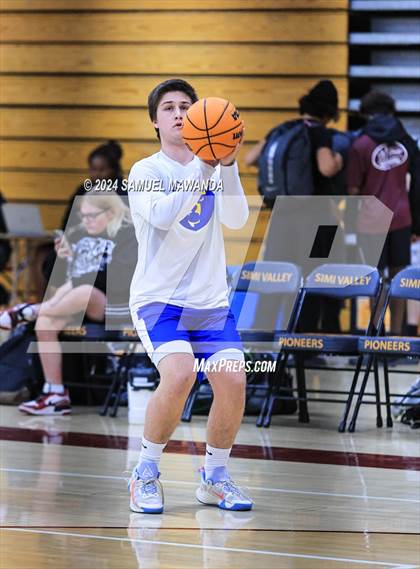 Thumbnail 2 in El Camino Real vs  Golden Valley (Annual Bob Hawking Simi Valley Tip-Off Classic) photogallery.