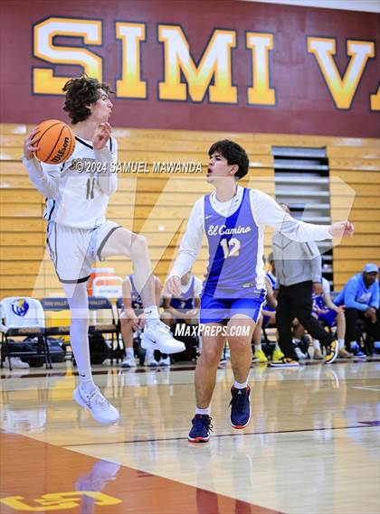 Thumbnail 2 in El Camino Real vs  Golden Valley (Annual Bob Hawking Simi Valley Tip-Off Classic) photogallery.
