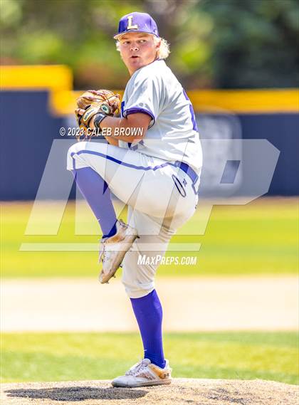 Thumbnail 2 in Lehi vs. Viewmont (UHSAA 5A Bracket 1 Round 1) photogallery.