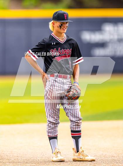 Thumbnail 1 in Lehi vs. Viewmont (UHSAA 5A Bracket 1 Round 1) photogallery.