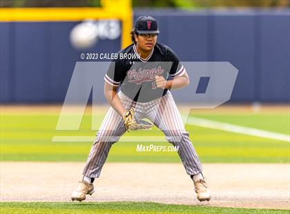 Thumbnail 2 in Lehi vs. Viewmont (UHSAA 5A Bracket 1 Round 1) photogallery.