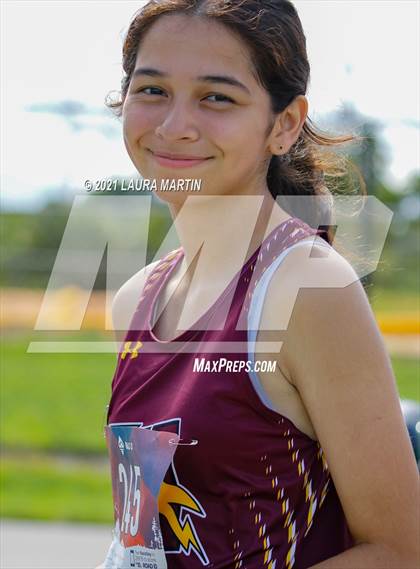 Thumbnail 2 in Dillard BCAA Meet photogallery.