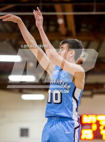 Thumbnail 1 in Saugerties vs. Kingston (R.Y.A.N. Tournament) photogallery.