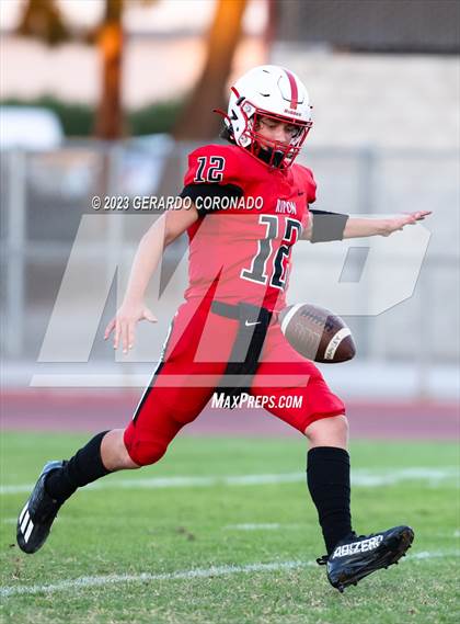 Thumbnail 2 in Hilmar @ Ripon photogallery.