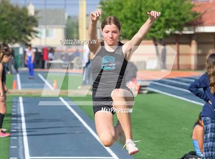 Thumbnail 1 in Roosevelt Invitational photogallery.