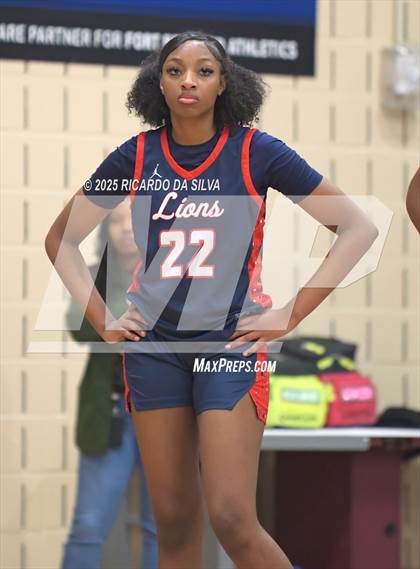 Thumbnail 3 in Alief Taylor vs. Fort Bend Hightower (UIL 6A D2 Basketball Regional Final) photogallery.