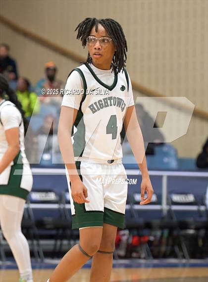 Thumbnail 3 in Alief Taylor vs. Fort Bend Hightower (UIL 6A D2 Basketball Regional Final) photogallery.