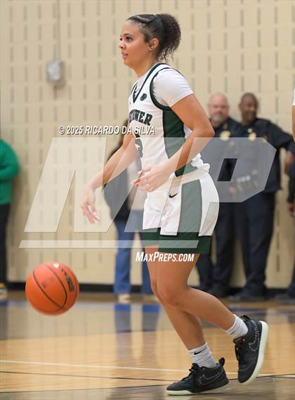 Thumbnail 2 in Alief Taylor vs. Fort Bend Hightower (UIL 6A D2 Basketball Regional Final) photogallery.