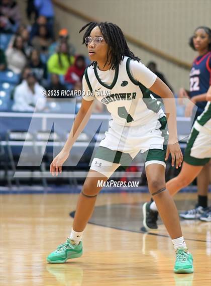 Thumbnail 3 in Alief Taylor vs. Fort Bend Hightower (UIL 6A D2 Basketball Regional Final) photogallery.