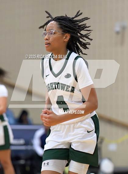 Thumbnail 3 in Alief Taylor vs. Fort Bend Hightower (UIL 6A D2 Basketball Regional Final) photogallery.