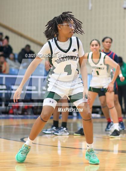 Thumbnail 1 in Alief Taylor vs. Fort Bend Hightower (UIL 6A D2 Basketball Regional Final) photogallery.