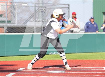 Thumbnail 1 in The Colony vs Canyon  photogallery.