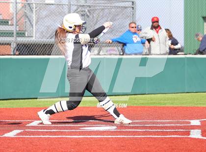 Thumbnail 2 in The Colony vs Canyon  photogallery.