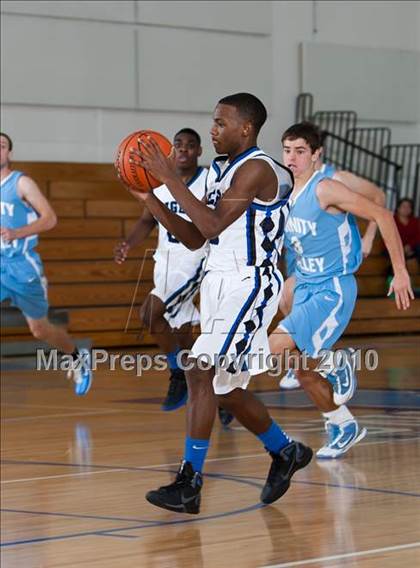 Thumbnail 2 in Trinity Christian vs Trinity Valley (Trinity Valley School Shootout) photogallery.