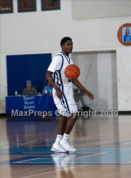 Thumbnail 3 in Trinity Christian vs Trinity Valley (Trinity Valley School Shootout) photogallery.