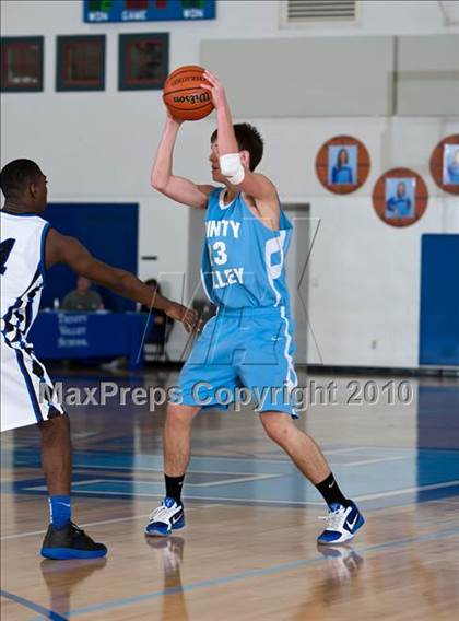 Thumbnail 3 in Trinity Christian vs Trinity Valley (Trinity Valley School Shootout) photogallery.