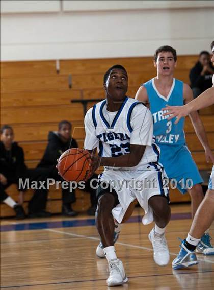 Thumbnail 1 in Trinity Christian vs Trinity Valley (Trinity Valley School Shootout) photogallery.