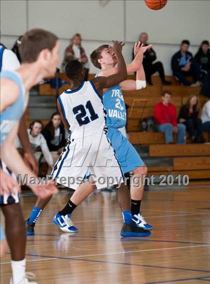 Thumbnail 1 in Trinity Christian vs Trinity Valley (Trinity Valley School Shootout) photogallery.