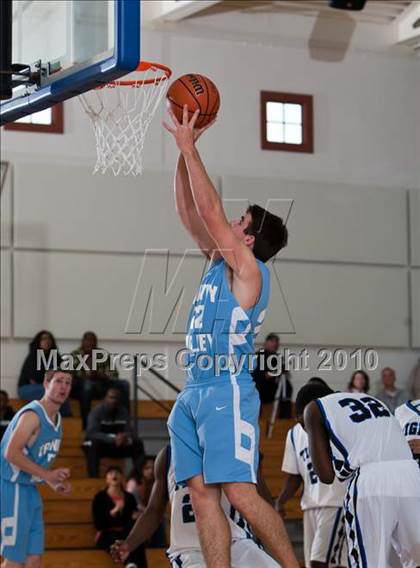 Thumbnail 2 in Trinity Christian vs Trinity Valley (Trinity Valley School Shootout) photogallery.