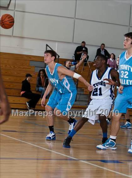 Thumbnail 2 in Trinity Christian vs Trinity Valley (Trinity Valley School Shootout) photogallery.