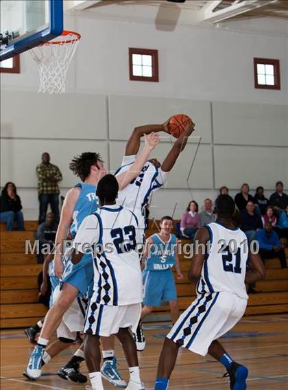 Thumbnail 2 in Trinity Christian vs Trinity Valley (Trinity Valley School Shootout) photogallery.