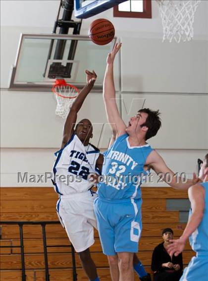 Thumbnail 3 in Trinity Christian vs Trinity Valley (Trinity Valley School Shootout) photogallery.