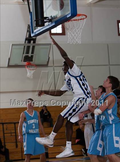 Thumbnail 2 in Trinity Christian vs Trinity Valley (Trinity Valley School Shootout) photogallery.