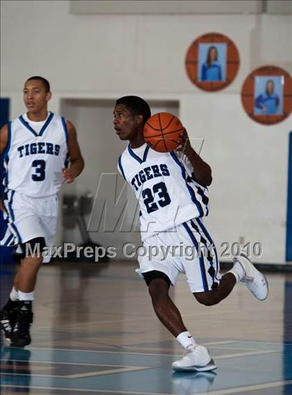 Thumbnail 1 in Trinity Christian vs Trinity Valley (Trinity Valley School Shootout) photogallery.