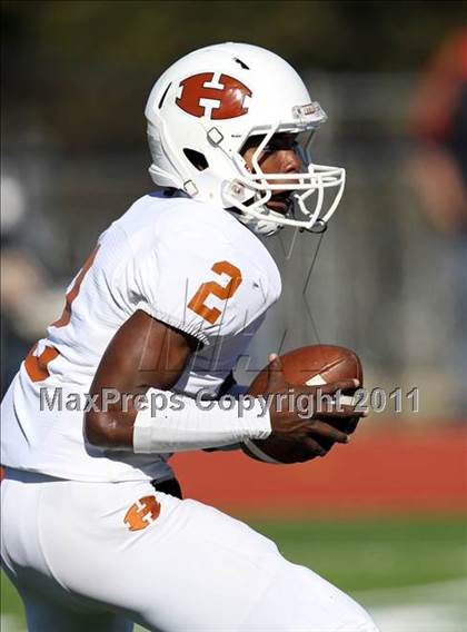 Thumbnail 3 in Hutto vs. Poteet (4A Region 2 Bi-District Playoffs) photogallery.