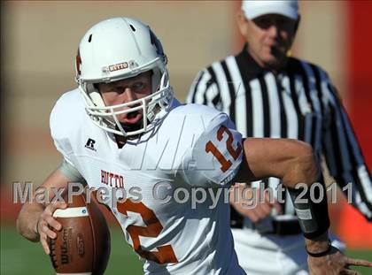 Thumbnail 3 in Hutto vs. Poteet (4A Region 2 Bi-District Playoffs) photogallery.