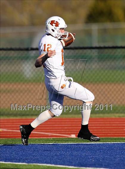 Thumbnail 3 in Hutto vs. Poteet (4A Region 2 Bi-District Playoffs) photogallery.