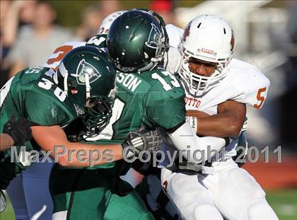 Thumbnail 2 in Hutto vs. Poteet (4A Region 2 Bi-District Playoffs) photogallery.