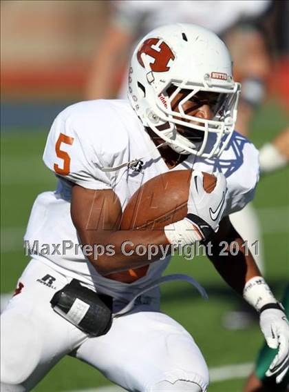 Thumbnail 2 in Hutto vs. Poteet (4A Region 2 Bi-District Playoffs) photogallery.