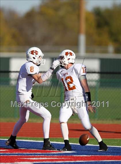 Thumbnail 1 in Hutto vs. Poteet (4A Region 2 Bi-District Playoffs) photogallery.