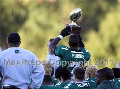 Thumbnail 3 in Hutto vs. Poteet (4A Region 2 Bi-District Playoffs) photogallery.