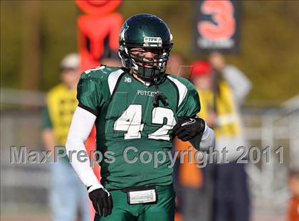 Thumbnail 1 in Hutto vs. Poteet (4A Region 2 Bi-District Playoffs) photogallery.