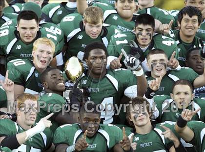 Thumbnail 1 in Hutto vs. Poteet (4A Region 2 Bi-District Playoffs) photogallery.