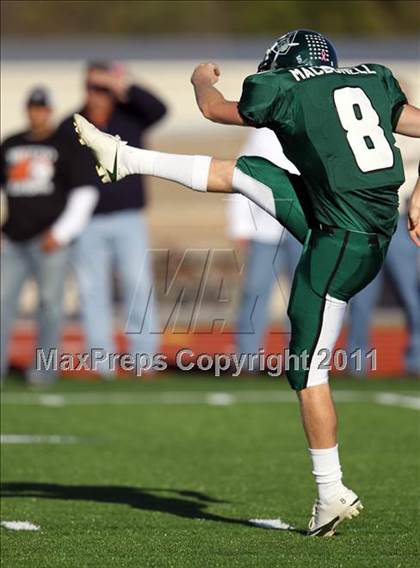 Thumbnail 1 in Hutto vs. Poteet (4A Region 2 Bi-District Playoffs) photogallery.