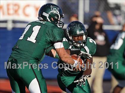 Thumbnail 1 in Hutto vs. Poteet (4A Region 2 Bi-District Playoffs) photogallery.