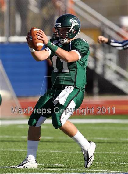 Thumbnail 3 in Hutto vs. Poteet (4A Region 2 Bi-District Playoffs) photogallery.