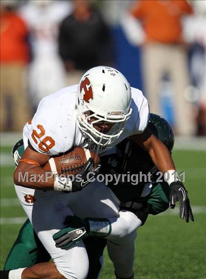 Thumbnail 2 in Hutto vs. Poteet (4A Region 2 Bi-District Playoffs) photogallery.